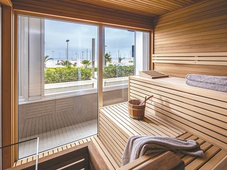 SMARTBOX - Relax a 4 stelle a Rimini: 1 magica notte con colazione e accesso Spa all'Hotel Ascot - Cofanetto regalo - 3