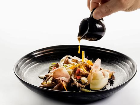 SMARTBOX - Delizie gourmet a Roma: 1 cena di 5 portate per 2 al Quanto Basta Slow Restaurant - Cofanetto regalo - 5