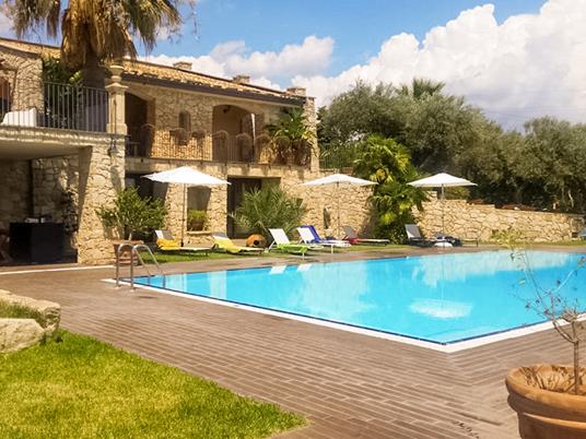 SMARTBOX - Io & te nel cuore della Val di Noto: 1 notte con colazione al 4* Domus Hyblaea Resort - Cofanetto regalo - 14