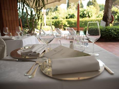 SMARTBOX - 2 notti con percorso termale e 2 cene di 3 portate al Grand Hotel Tamerici di Montecatini - Cofanetto regalo - 11