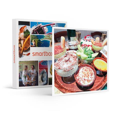 SMARTBOX - Notti magiche: aperitivo e suggestiva cena di 5 portate con vino per 2 - Cofanetto regalo