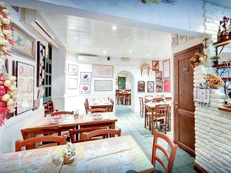 SMARTBOX - Notti magiche: aperitivo e suggestiva cena di 5 portate con vino per 2 - Cofanetto regalo - 13