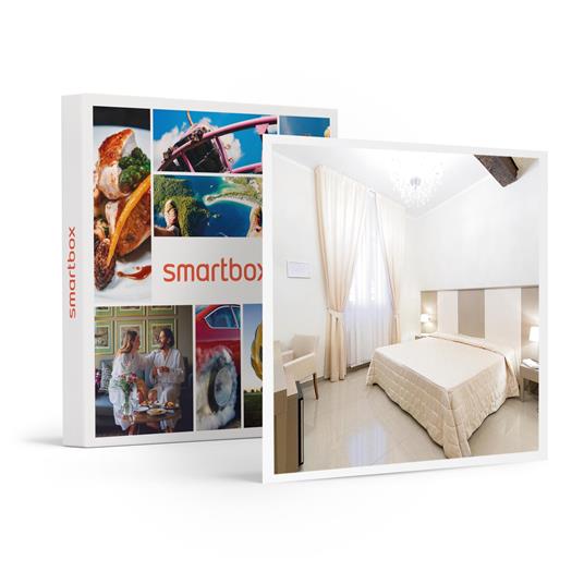 SMARTBOX - Insieme a Bologna: 2 notti con aperitivo e ingresso alle Due Torri al 4* Hotel Rossini 1936 - Cofanetto regalo