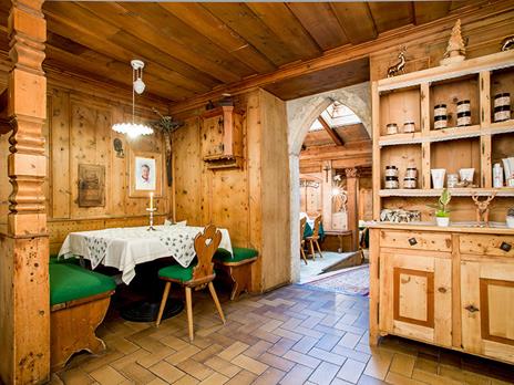 SMARTBOX - 1 notte in hotel 4* con degustazione per 2 in Trentino - Cofanetto regalo - 13