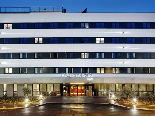 SMARTBOX - Vacanza romana a 4*: 3 magiche notti con colazione tra le bellezze della Città Eterna - Cofanetto regalo - 5