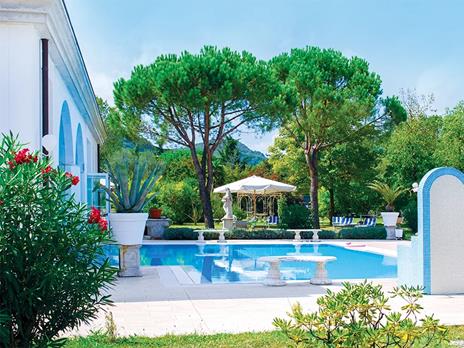 SMARTBOX - 2 notti da sogno con accesso Spa in hotel 4* - Cofanetto regalo - 13