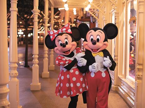 SMARTBOX - Felicità al quadrato a Disneyland® Paris: 2 biglietti data a scelta 1 giorno per 2 Parchi - Cofanetto regalo - 2