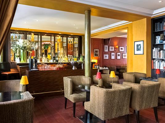 SMARTBOX - 2 magiche notti alla scoperta delle città più romantiche dEuropa - Cofanetto regalo - 3