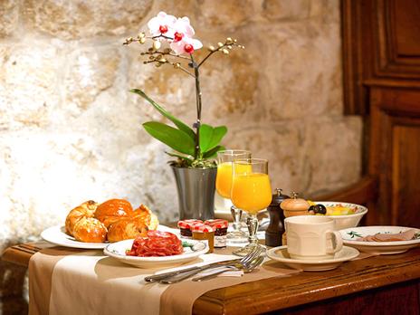 SMARTBOX - 2 magiche notti alla scoperta delle città più romantiche dEuropa - Cofanetto regalo - 5