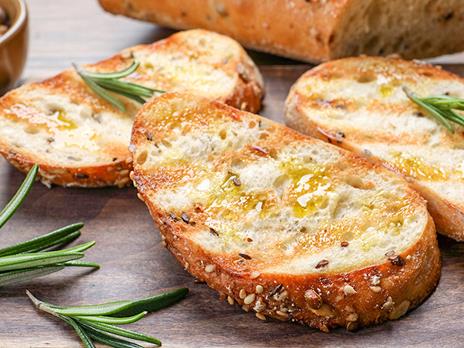 SMARTBOX - Come una volta: olio italiano e marmellate artigianali a domicilio - Cofanetto regalo - 6