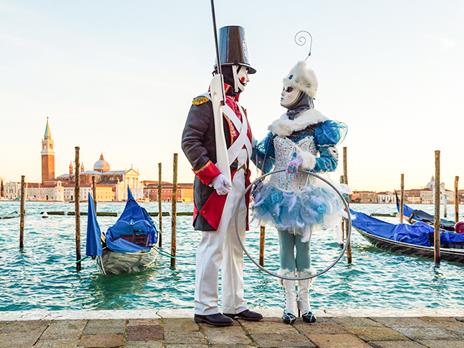 SMARTBOX - A due passi da Venezia: 4 notti con tour delle isole di Murano e Burano allHotel Ca' Tron - Cofanetto regalo - 4