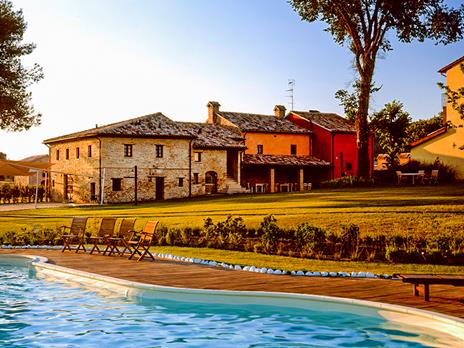 SMARTBOX - Benessere e relax nelle Marche: 1 notte in Suite con romantico accesso Spa - Cofanetto regalo - 7