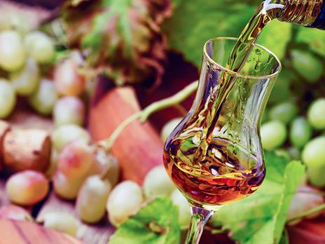 SMARTBOX - Ammazzacaffè Time: 1 bottiglia di grappa e 2 confezioni di caffè miscela arabica a domicilio - Cofanetto regalo - 3