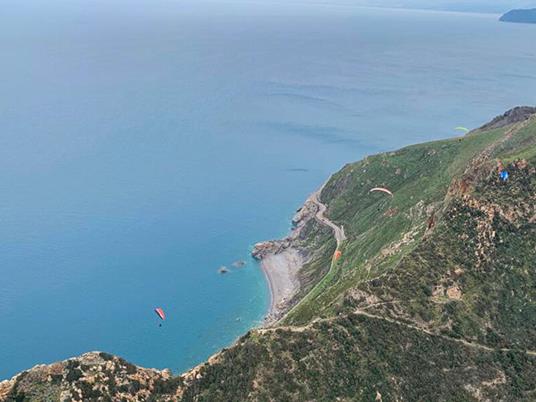 SMARTBOX - 1 suggestivo volo in parapendio biposto per 2 persone in Sicilia - Cofanetto regalo - 7