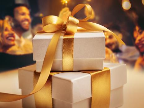 SMARTBOX Auguri Speciali Cofanetto regalo 1 soggiorno o 1 cena o 1 pausa benessere o 1 attività sportiva da 1 a 4 persone - 4