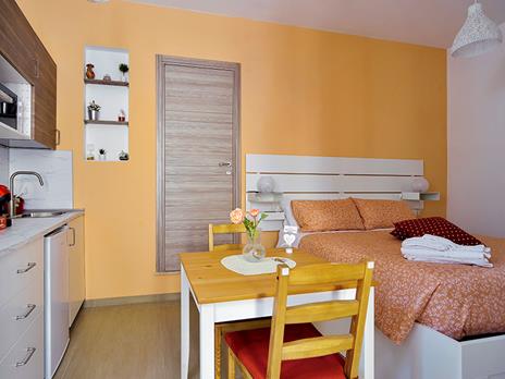 SMARTBOX - Romantica Scicli: 1 notte con idromassaggio e tour in bici - Cofanetto regalo - 3