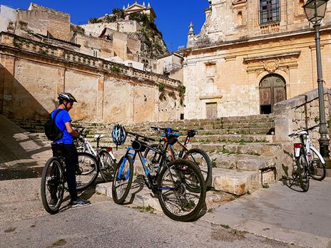 SMARTBOX - Romantica Scicli: 1 notte con idromassaggio e tour in bici - Cofanetto regalo - 5