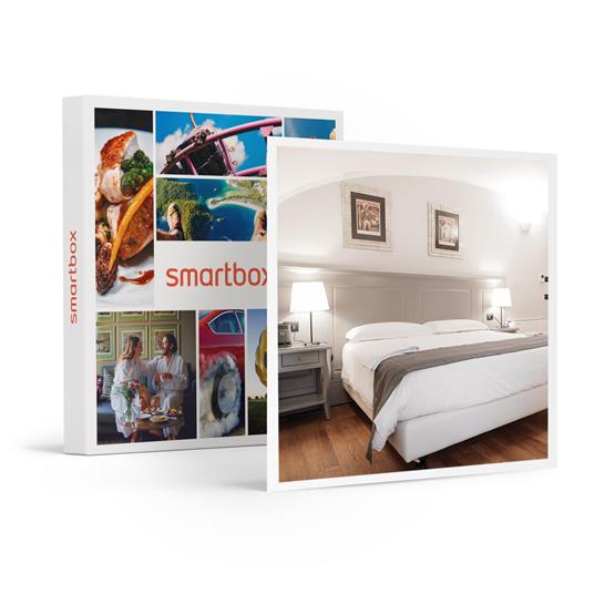 SMARTBOX - 1 notte in Junior Suite in residenza d'epoca 4* a Genova con cena e attività di avvistamento cetacei