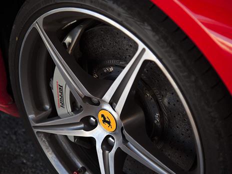 SMARTBOX - Mini GT: 2 giri in Ferrari 488 da copilota con video - Cofanetto regalo - 3