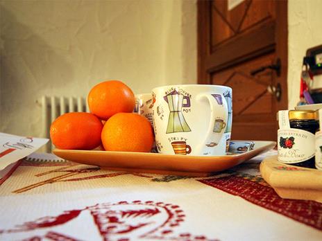 SMARTBOX - Soggiorno in Valle d'Aosta: 1 notte in Mini Suite, 1 cena e 1 ingresso ai castelli valdostani - Cofanetto regalo - 7