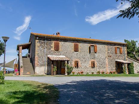 SMARTBOX - Fuga in campagna: 1 notte in agriturismo con degustazione - Cofanetto regalo - 2