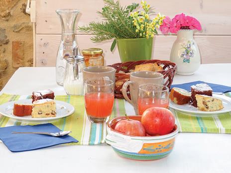 SMARTBOX - Fuga in campagna: 1 notte in agriturismo con degustazione - Cofanetto regalo - 4