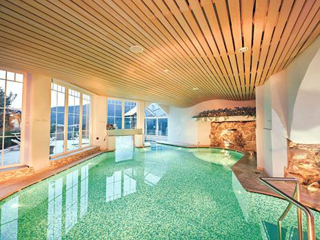 SMARTBOX - Alle terme con gusto: 1 rilassante giornata in Spa con aperitivo o degustazione per 2 - Cofanetto regalo - 5