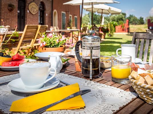 SMARTBOX - Magia in B&B: 1 notte con degustazione di vini in Italia - Cofanetto regalo - 3