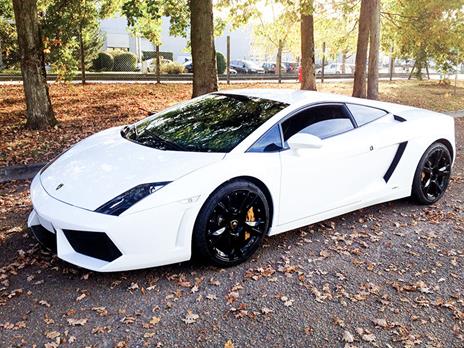 SMARTBOX - Motori ruggenti in pista: guida di 3 auto da sogno - Cofanetto regalo - 2