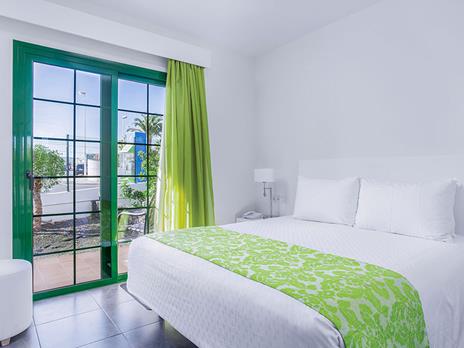 SMARTBOX - Canarie da sogno: 2 notti con colazione per 2 persone - Cofanetto regalo - 3