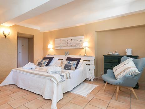 SMARTBOX - Soggiorno presso le Gole del Verdon: 2 notti in villa provenzale con degustazione vini - Cofanetto regalo - 4