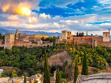 SMARTBOX - Destinazione Spagna: 2 giorni in incantevoli città spagnole per 2 - Cofanetto regalo - 6