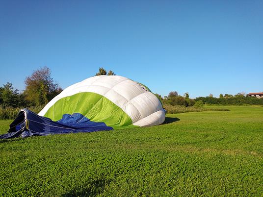 SMARTBOX - In mongolfiera tra il Parco del Ticino e Milano: volo pomeridiano per 2 con aperitivo - Cofanetto regalo - 3
