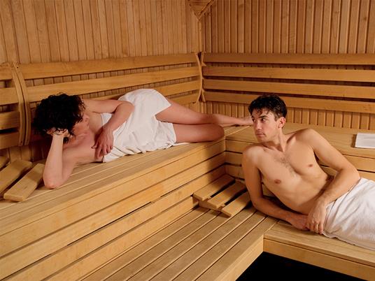 SMARTBOX - Relax in Valle d'Aosta: 1 notte con Spa e cena in hotel caratteristici - Cofanetto regalo - 3