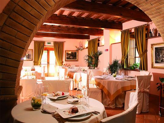 SMARTBOX - Da Perugia ad Assisi 2 giorni in Spa con cena in hotel 3* e 4* in Umbria - Cofanetto regalo - 4