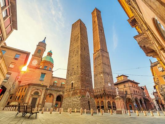 SMARTBOX - 3 giorni a Bologna in esclusivi hotel 4* - Cofanetto regalo - 4