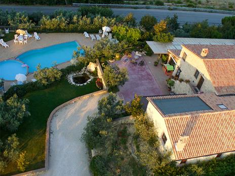 SMARTBOX - 1 magica notte tra le mura di Perugia - Cofanetto regalo - 3