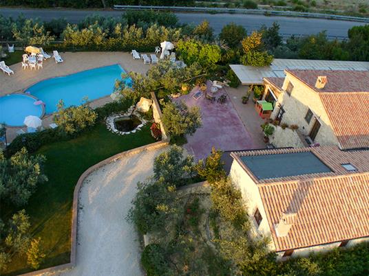 SMARTBOX - 1 magica notte tra le mura di Perugia - Cofanetto regalo - 3