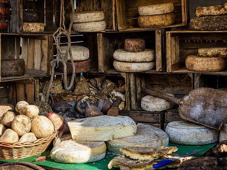 SMARTBOX - A Torino con gusto: un tour gastronomico di 3 ore e 30 minuti - Cofanetto regalo - 2