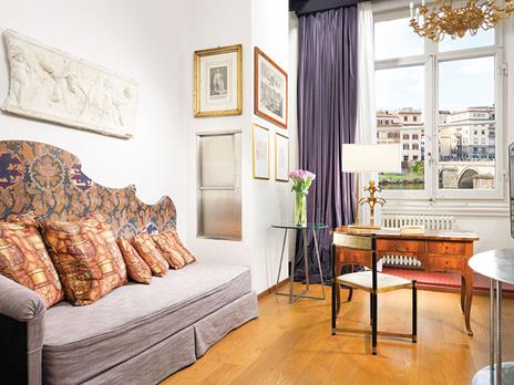 SMARTBOX - In Suite a Firenze: 2 notti presso la residenza d'epoca Leone Blu Suites - Cofanetto regalo - 3