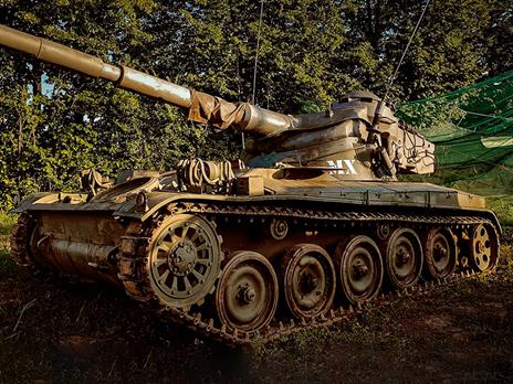 SMARTBOX - Sergente, siamo bloccati! Escape room in un carro armato per 4 persone - Cofanetto regalo - 3