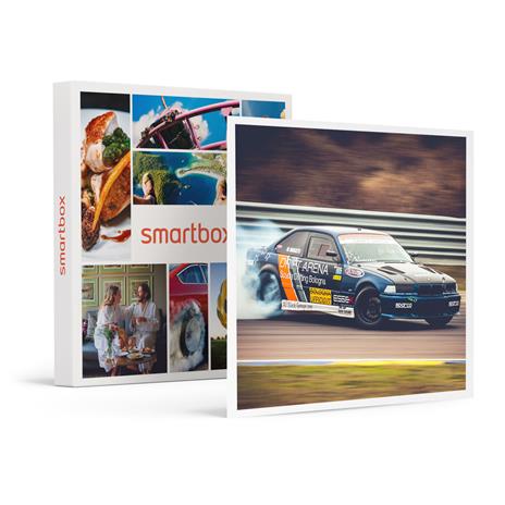 SMARTBOX - Larte del controsterzo: 1 corso di Drift su unauto BMW a Bologna - Cofanetto regalo