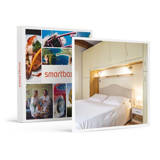 SMARTBOX - A Bologna in grande stile con 1 notte in Appartamento e bottiglia di Prosecco per 2 - Cofanetto regalo