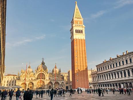 SMARTBOX - Murano, Burano e Torcello in famiglia con un tour pomeridiano per 2 adulti e 1 bambino - Cofanetto regalo - 3