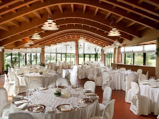 SMARTBOX - Natale tra gusto e relax: 2 notti in hotel 4* con cena e Spa per 2 - Cofanetto regalo - 3