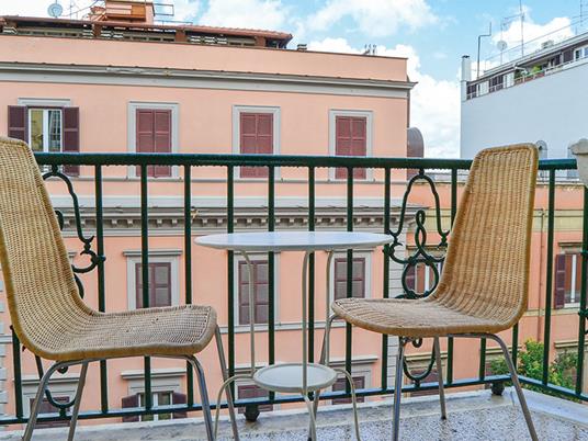 SMARTBOX - Romantiche fughe di Natale: 2 notti nelle città più belle dItalia - Cofanetto regalo - 4