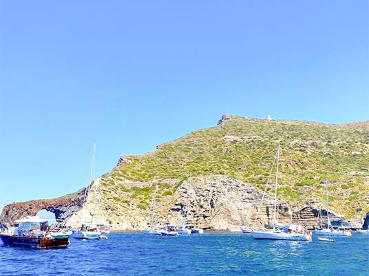 SMARTBOX - Tour in barca alla scoperta delle isole di Vulcano e Lipari partendo da Capo Milazzo - Cofanetto regalo - 4