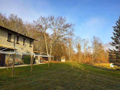 SMARTBOX - Tra avventura e natura con 1 notte in agriturismo vicino a Rieti e passeggiata a cavallo - Cofanetto regalo - 4