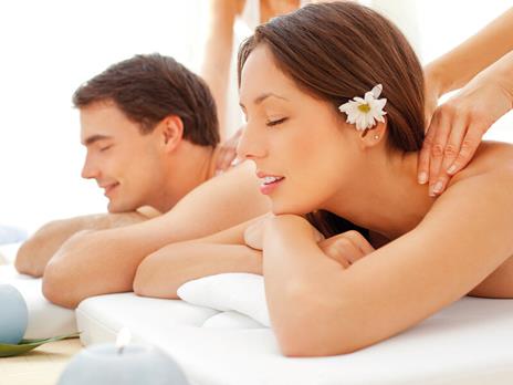 SMARTBOX - Buon compleanno - Cofanetto regalo - 1 degustazione o 1 momento benessere o 1 attività di svago per 1 o 2 persone - 6