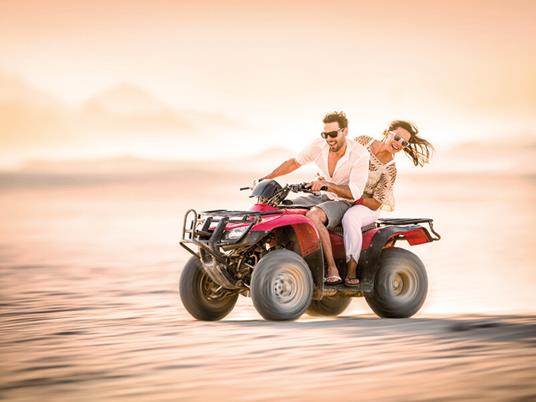 SMARTBOX - Buon compleanno - Cofanetto regalo - 1 degustazione o 1 momento benessere o 1 attività di svago per 1 o 2 persone - 8